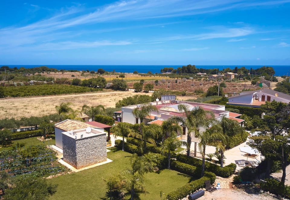 Bird's eye view, Garden