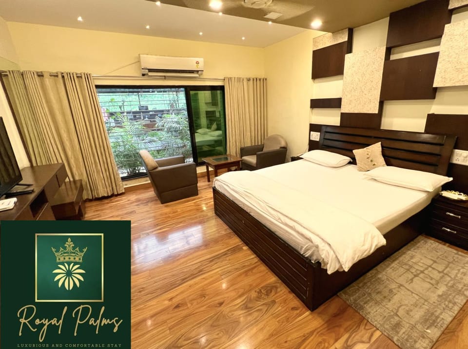 Bed, Bedroom, Garden view
