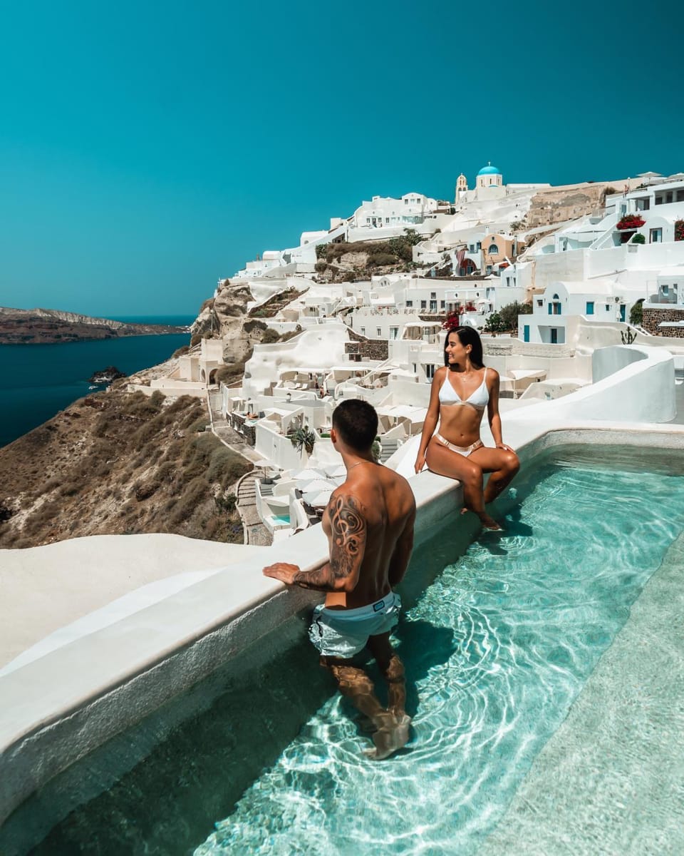 View (from property/room), City view, Swimming pool