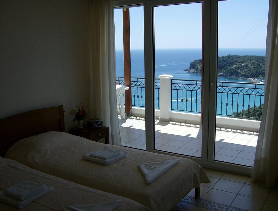 Day, Bedroom, Sea view