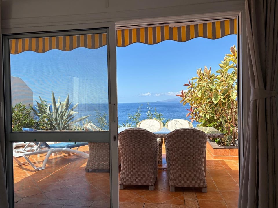 Exclusive frontline one bedroom apartment Apartment in Canary Islands