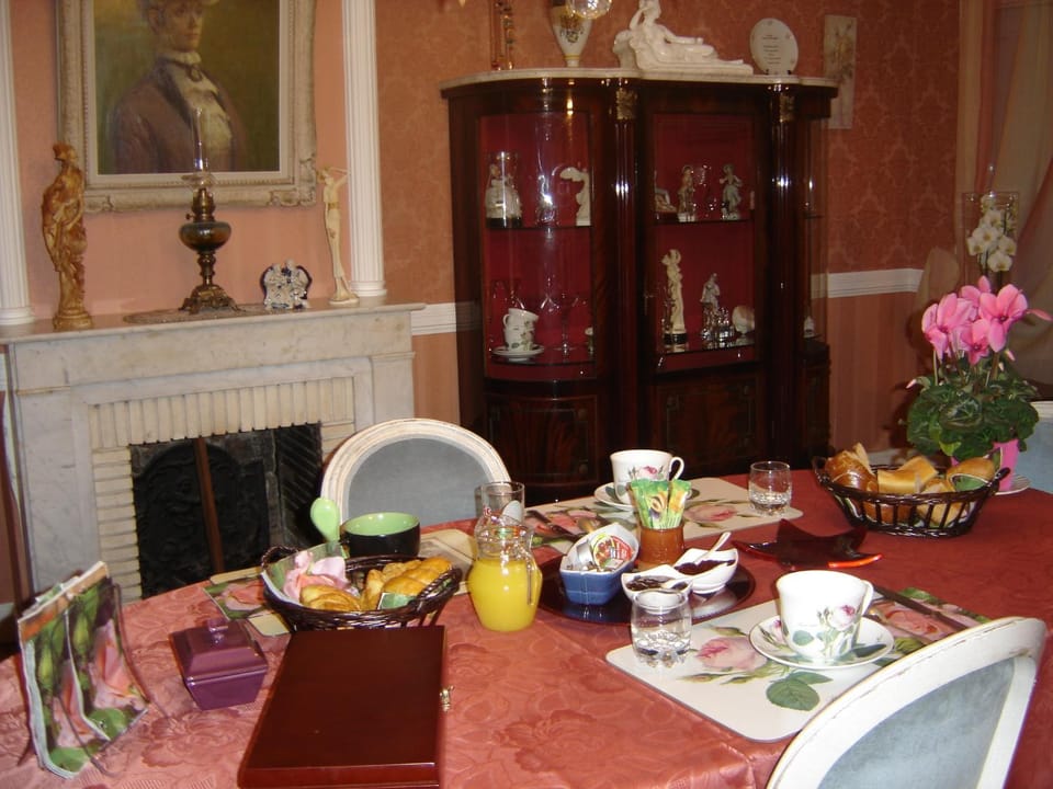 Chambres d'Hôtes Ty Mezad Bed and Breakfast in Séné