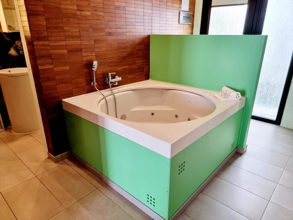 Hot Tub