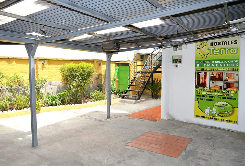 Hostal Terra 4 - EL LABRADOR Hostel in Quito