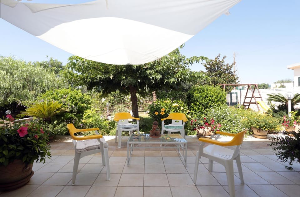 Patio, Garden