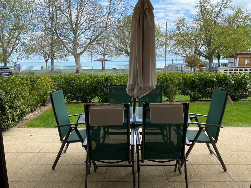 Garden, Balcony/Terrace, Garden view, Lake view