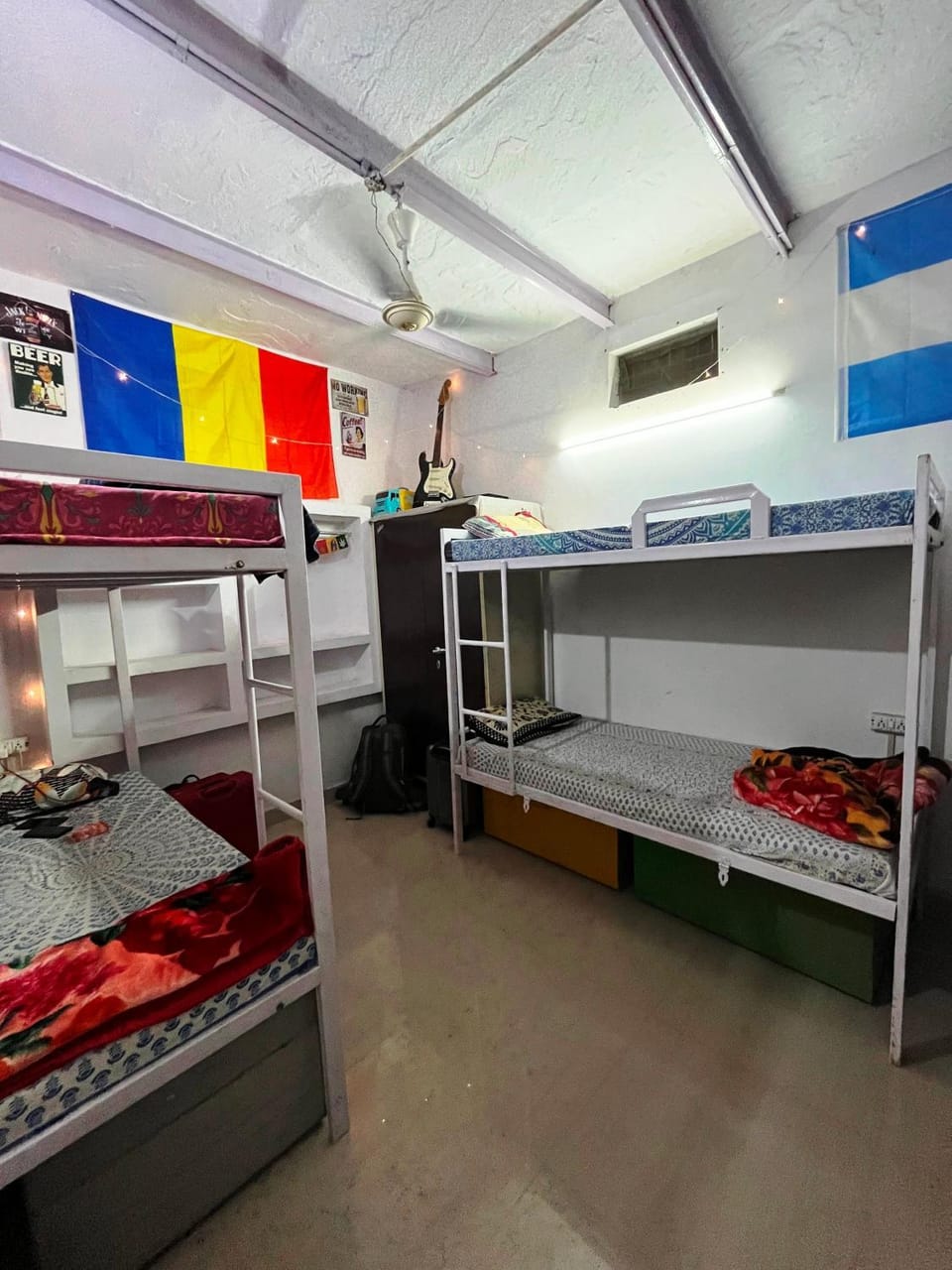 Zigzag Homestay Hostel in Agra
