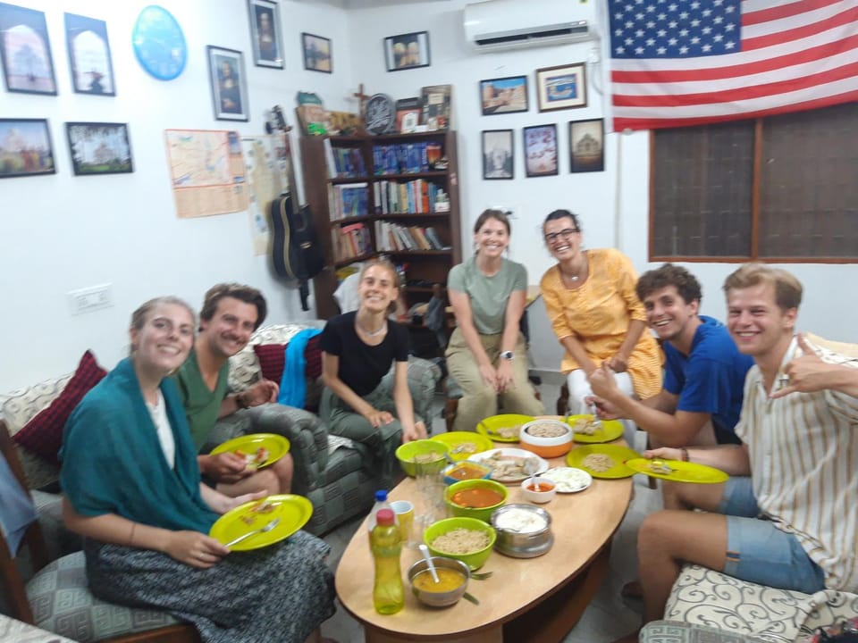 Zigzag Homestay Hostel in Agra