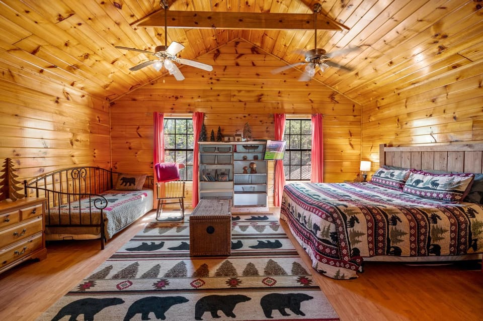 Bed, Bedroom