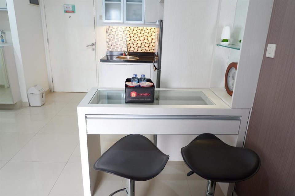 Homey 1BR at The Wave near Epicentrum Kuningan By Travelio Apartment in South Jakarta City