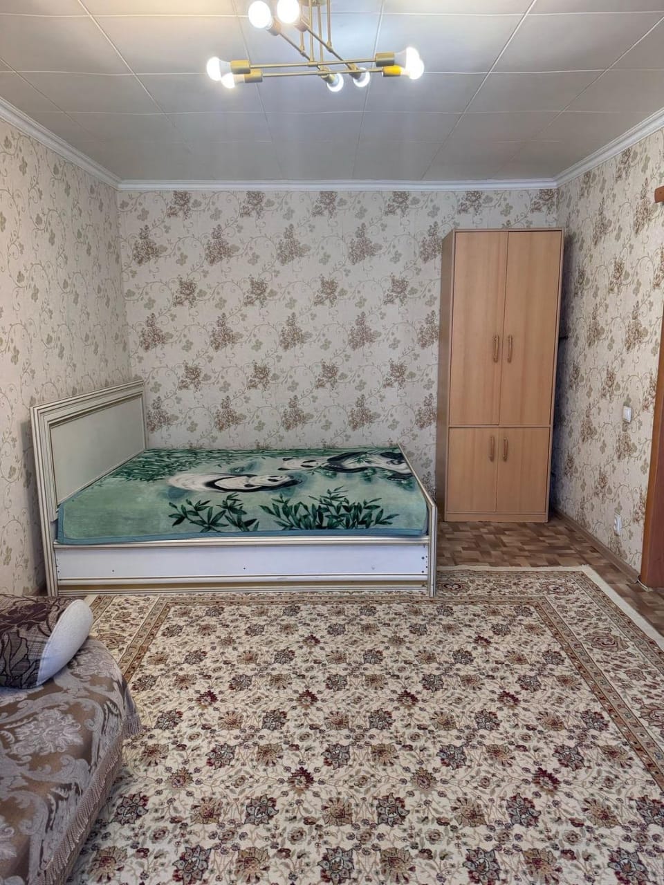 Bed, Photo of the whole room, wardrobe