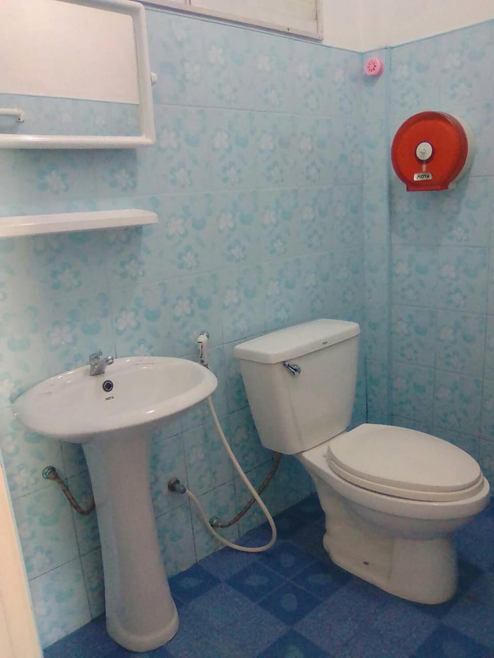 Thanathorn Guesthouse Bed and Breakfast in Thailand