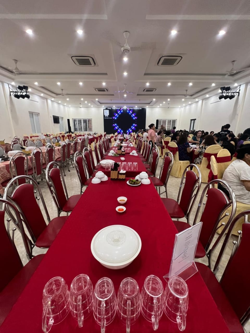 Khách sạn NHẬT MINH Cửa Lò Apartment hotel in Laos