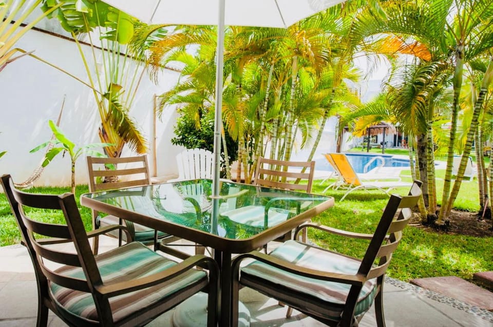 Patio, Swimming pool