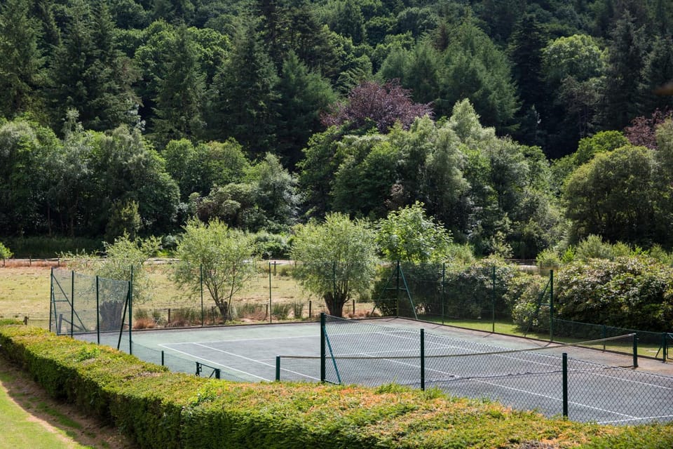Tennis court