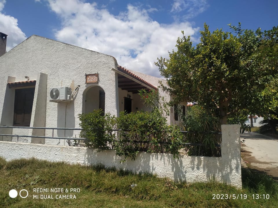 House By The Sea House in East Attica Regional Unit, Greece