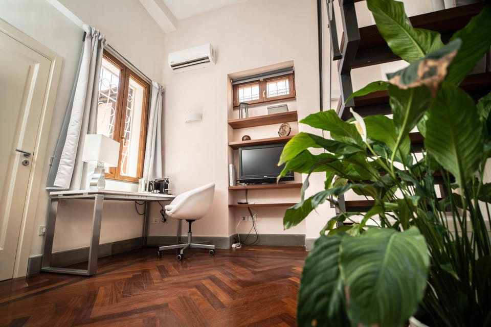 Suite Rodinò Apartment in Naples