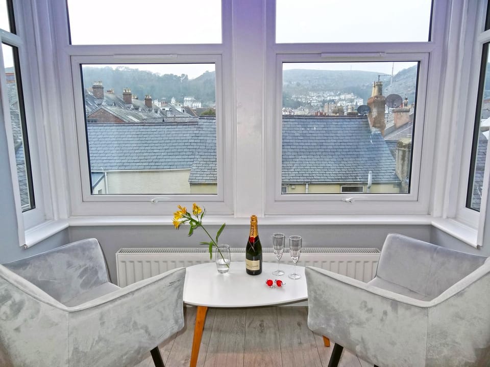 Sea Nest Apartment by Seaside Llandudno Apartment in Llandudno