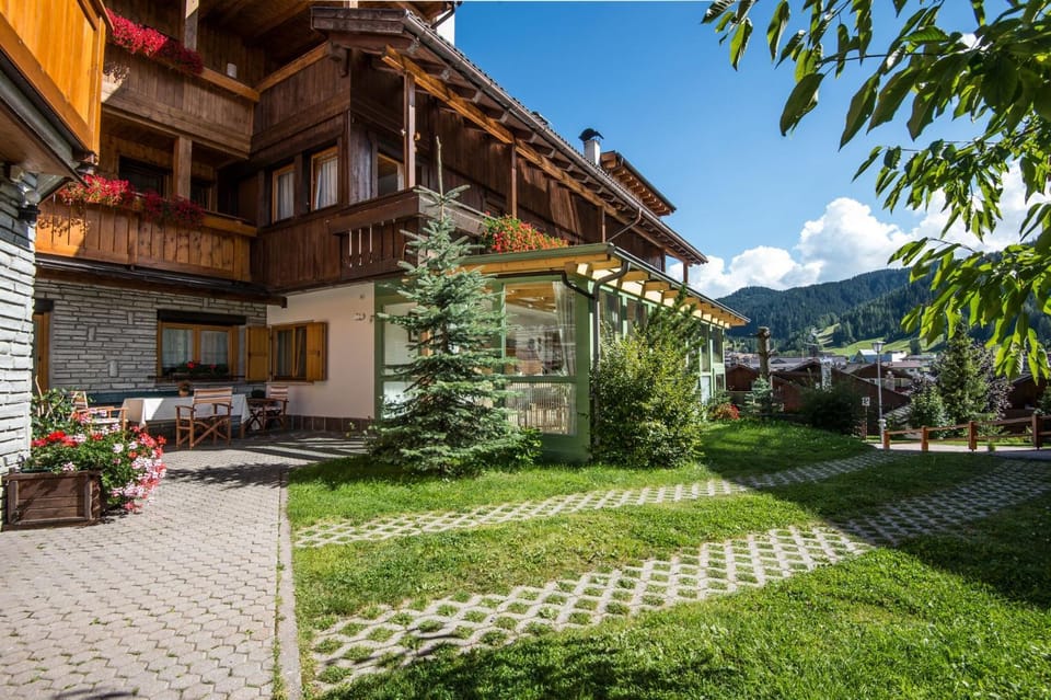 Ciasa Confolia Bed and Breakfast in Corvara