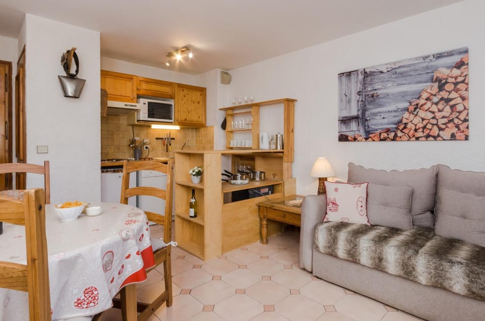 Winter, Summer, Skiing, Skiing, Balcony/Terrace, Balcony/Terrace, Kitchen or kitchenette, Living room, Seating area, Dining area, Cycling, Cycling, Mountain view