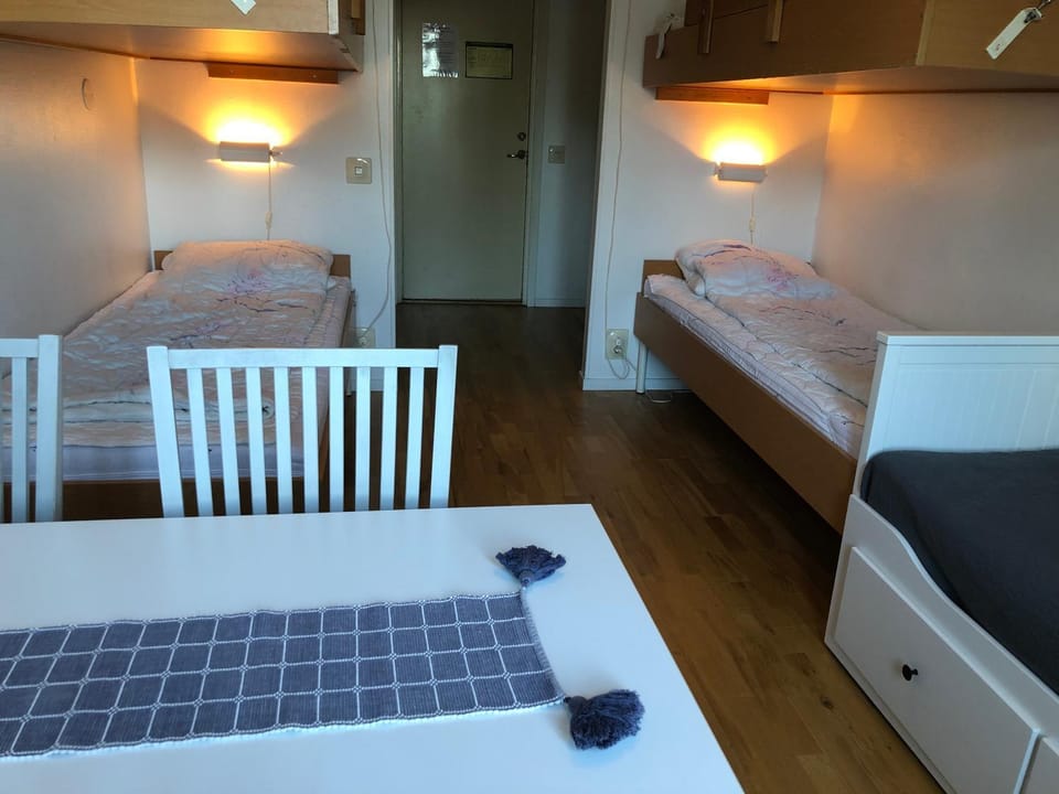 Bed, Photo of the whole room, Bedroom, bunk bed