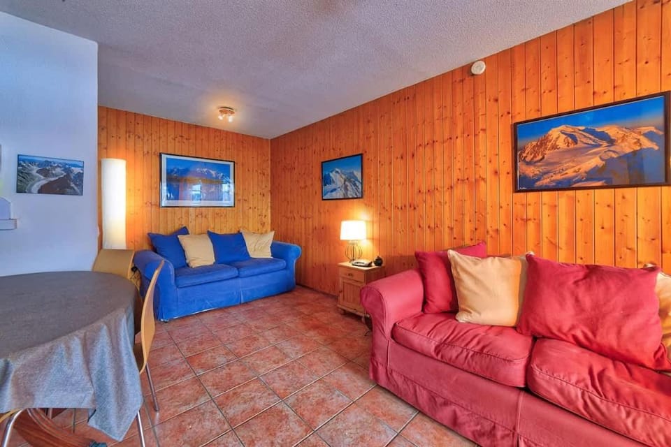 Carabiner: Residence Espace Montagne Apartment in Chamonix
