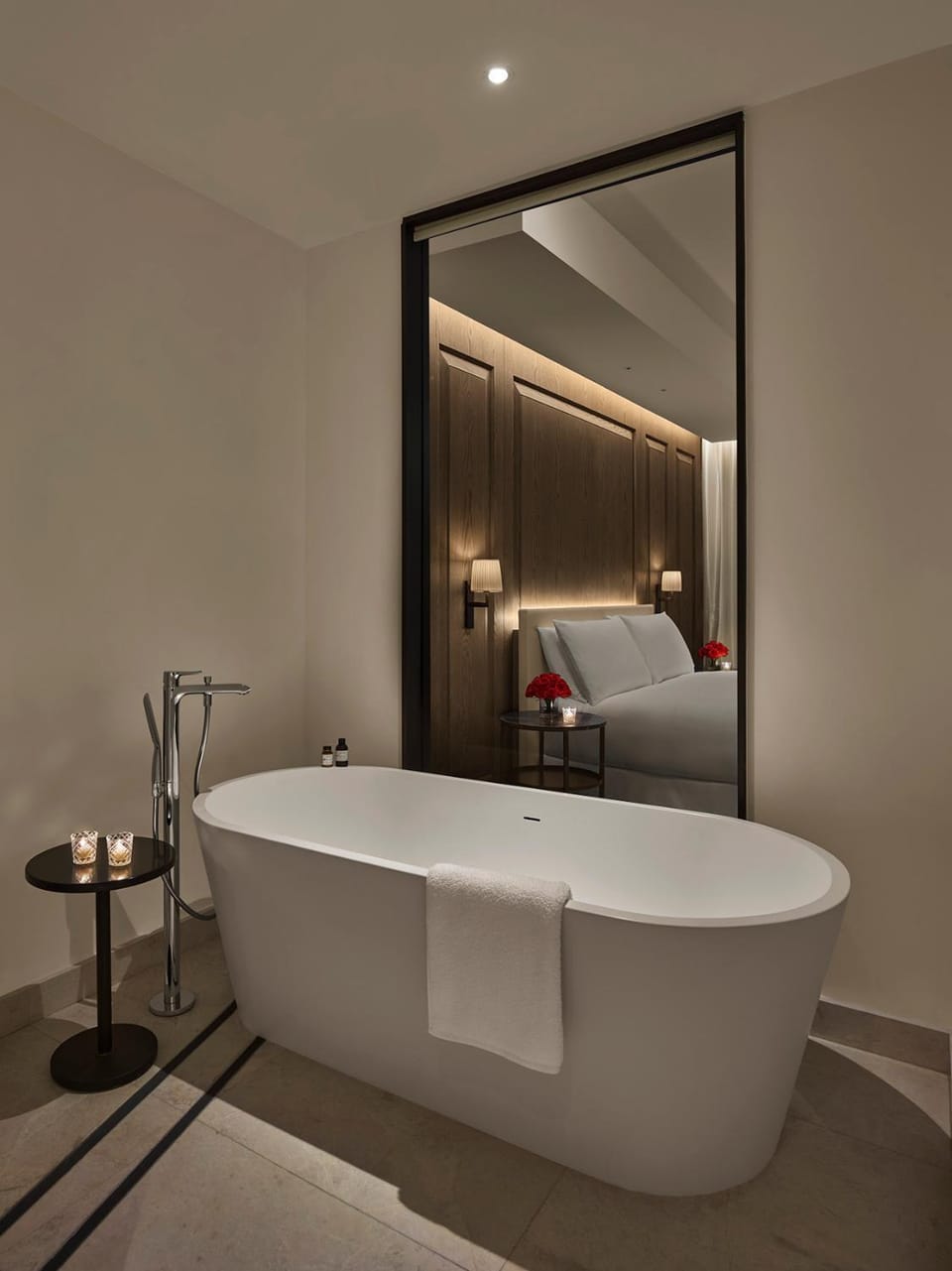 Shower, Toilet, Hot Tub, Bathroom, TV and multimedia, Bath, bidet