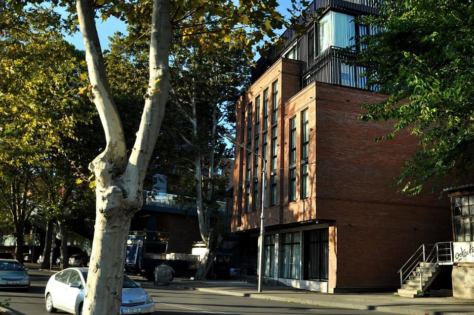 Facade/entrance