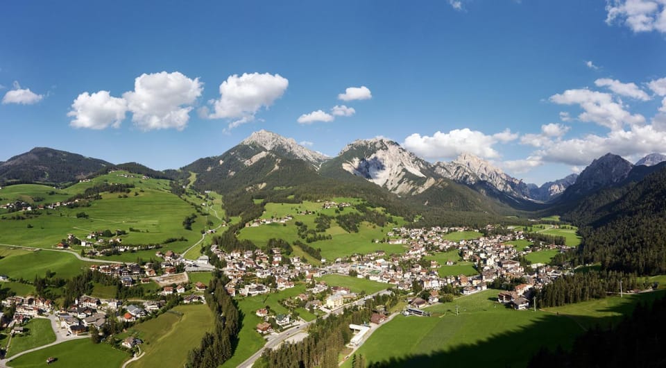 Bird's eye view, Mountain view
