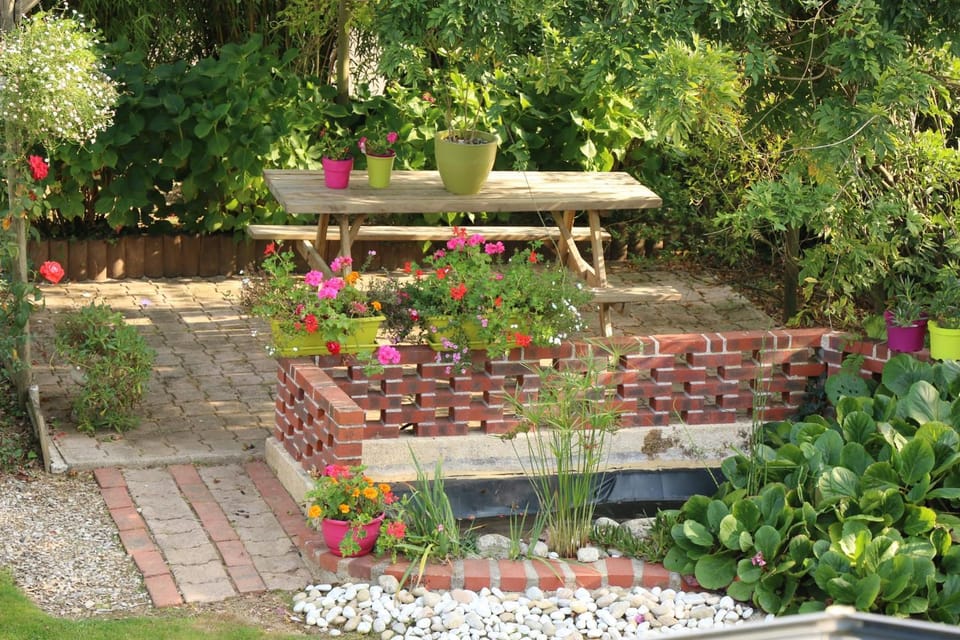 Property building, Garden