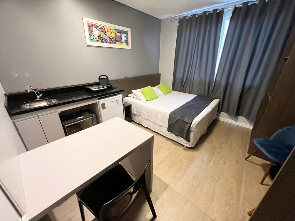 Rezende Suítes Hotel in Camboriú