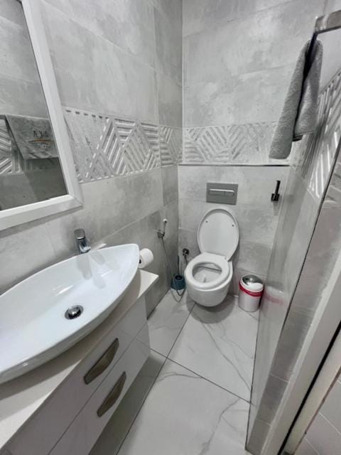 AYA LUXURY APARTMENTS 99 Apartment in Umhlanga