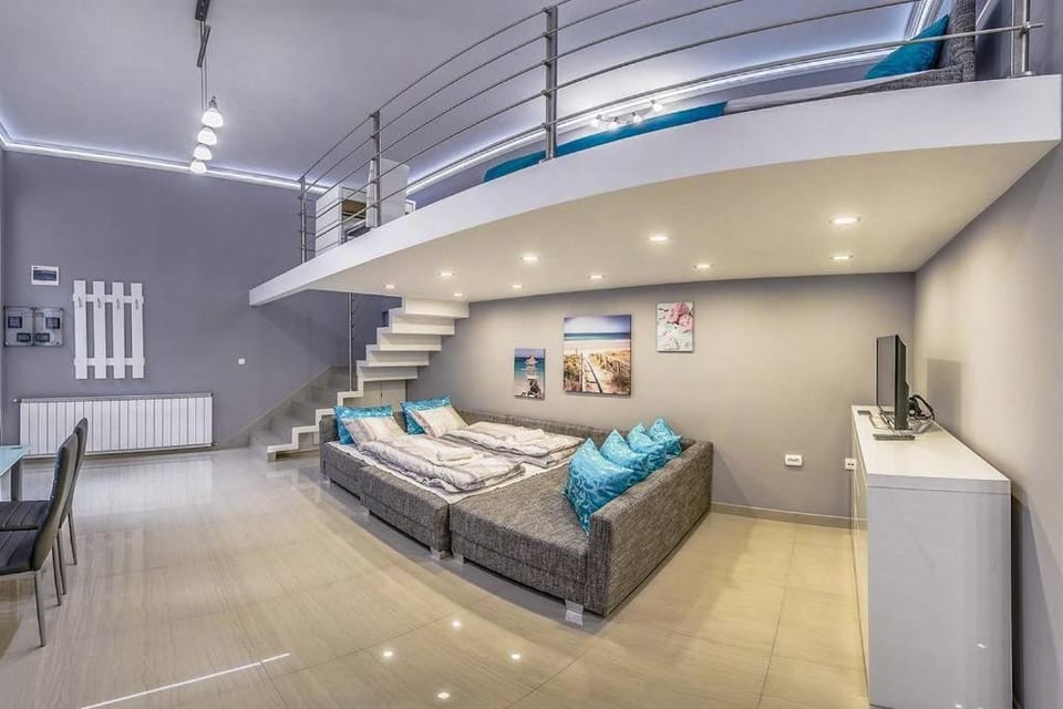 Oktogon Downtown Studio Apartment in Budapest