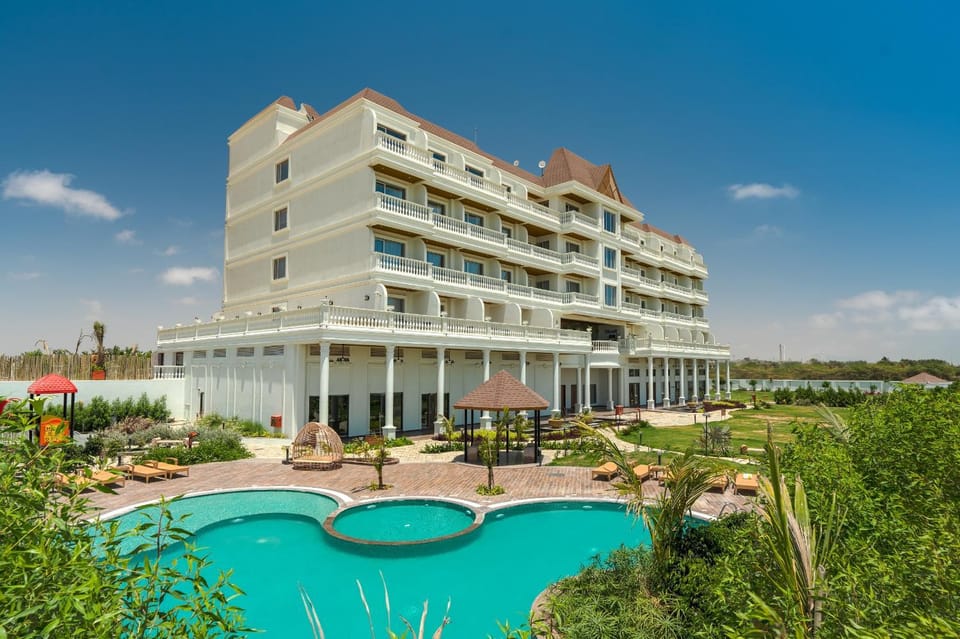 Property building, Pool view, Swimming pool