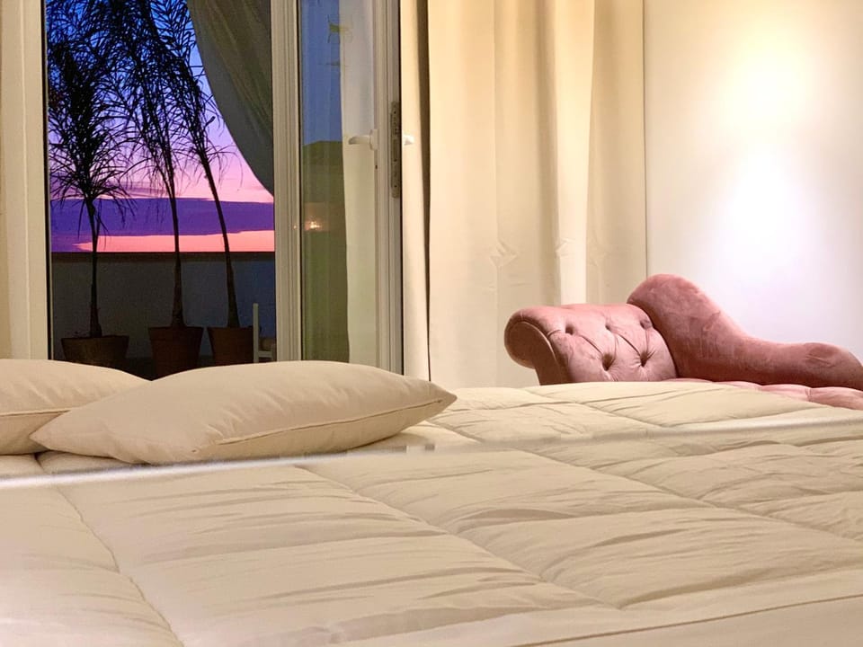 Bed, View (from property/room), Bedroom, Sunset