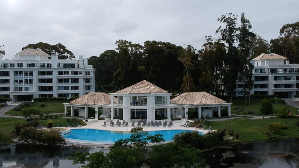 Pool view, Swimming pool, Swimming pool