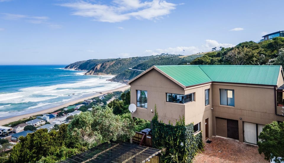 Neighbourhood, Sea view