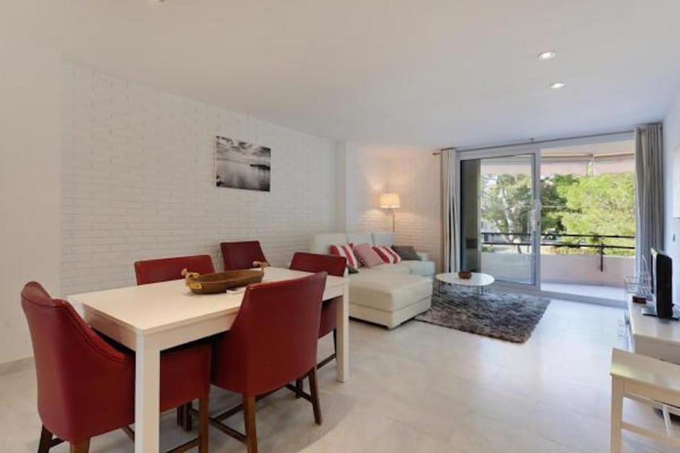 Apartment near the Pine Walk Apartment in Port de Pollensa
