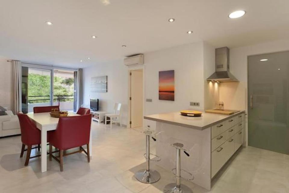 Apartment near the Pine Walk Apartment in Port de Pollensa