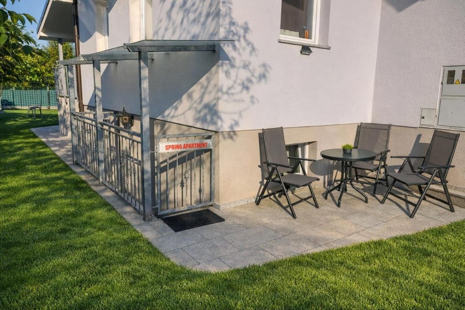Property building, Patio, Day, Garden, View (from property/room), Balcony/Terrace, Garden view