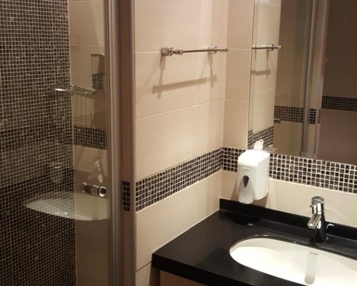 Shower, Toilet, Bathroom