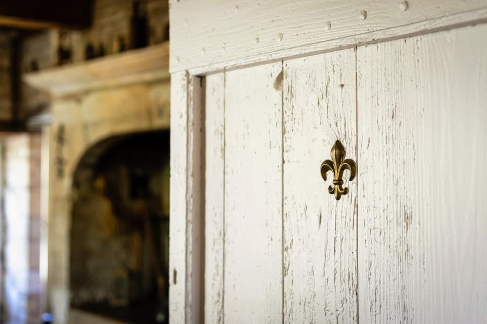 LES VENTS BLEUS Bed and Breakfast in Occitanie