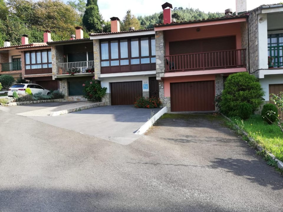 Urbanización La Barria 115 House in Asturias