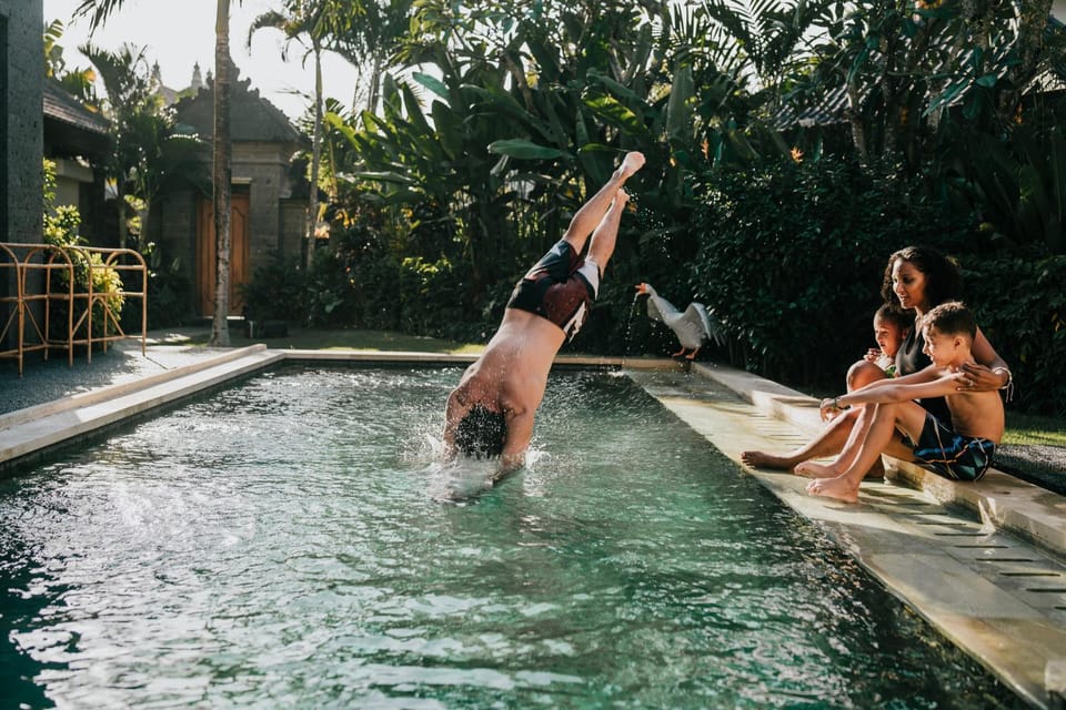 Day, Natural landscape, Pool view, Swimming pool, children