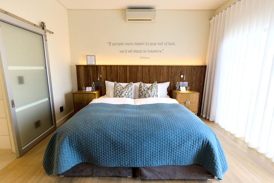 Bed, Bedroom, air conditioner