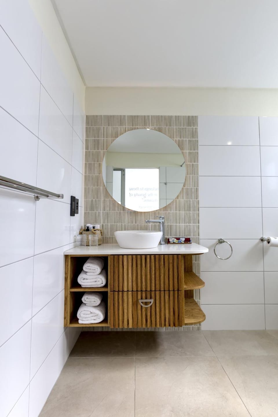 Bathroom, towels