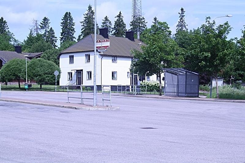 Property building, Facade/entrance, Neighbourhood, Location