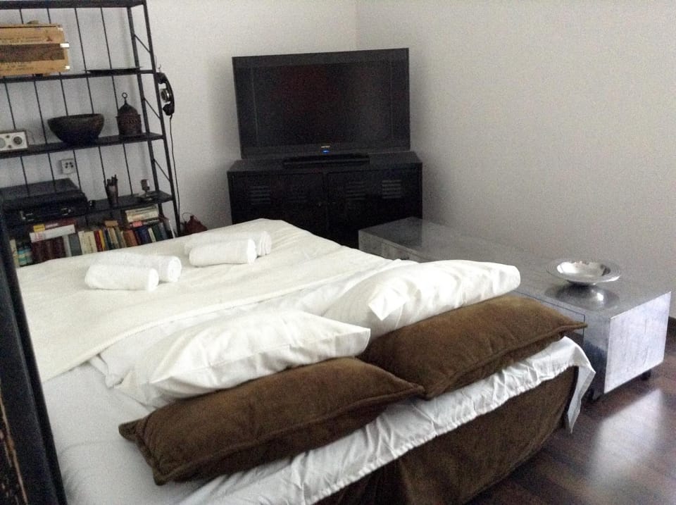 Living room, Bedroom