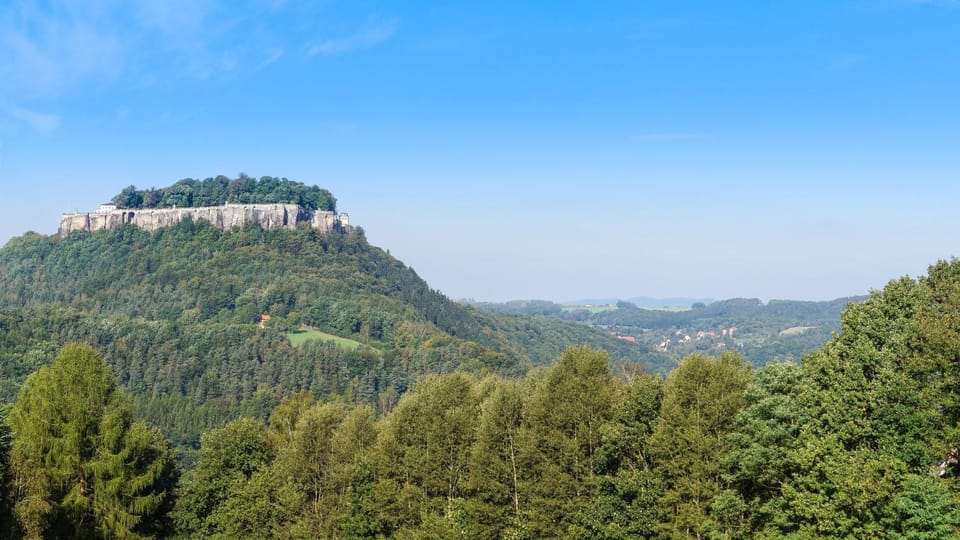 Off site, Day, Natural landscape, Summer, Hiking, Landmark view, Mountain view