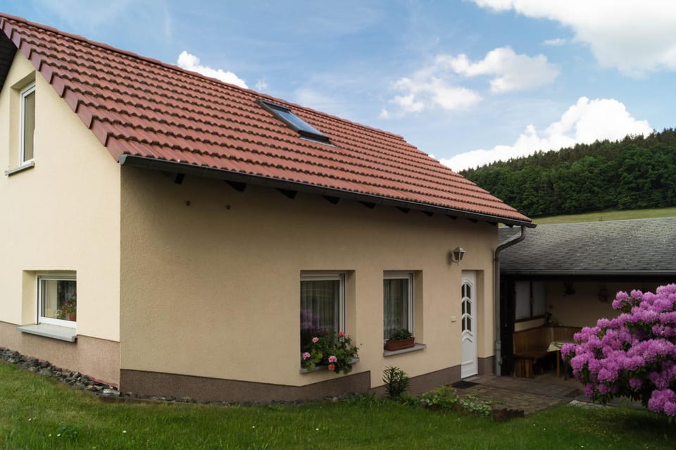 Property building, Facade/entrance, Spring, Day